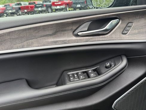 New 2026 Jeep Grand Cherokee Limited AWD/4WD image 11