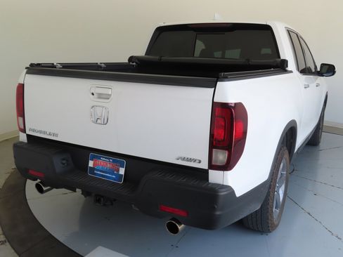 Used 2021 Honda Ridgeline RTL-E image 3