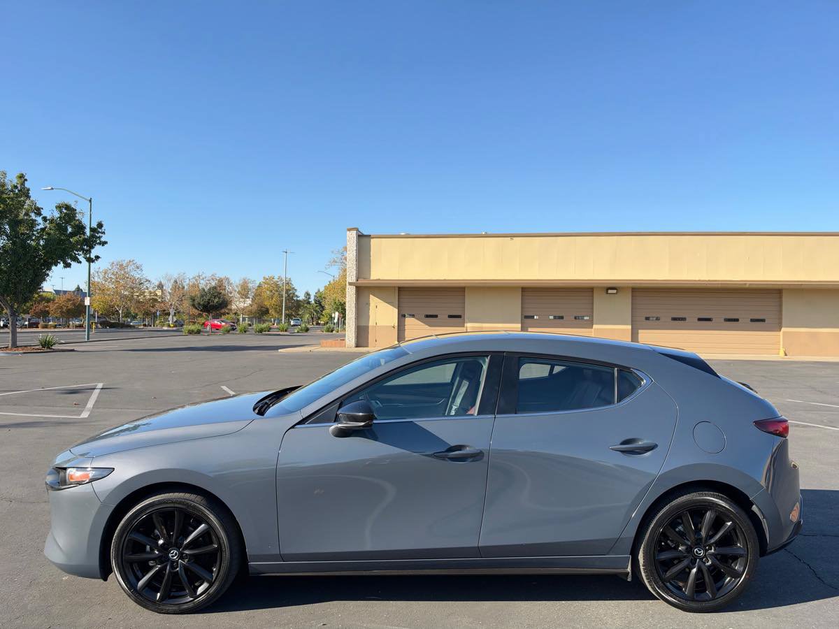 Used 2023 MAZDA MAZDA3 s FWD image 4