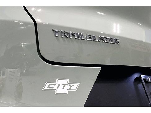 Used 2025 Chevrolet TrailBlazer ACTIV w/ Convenience Package FWD image 34