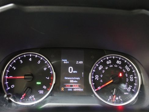 Certified 2019 Toyota RAV4 XLE w/ Convenience Package image 12