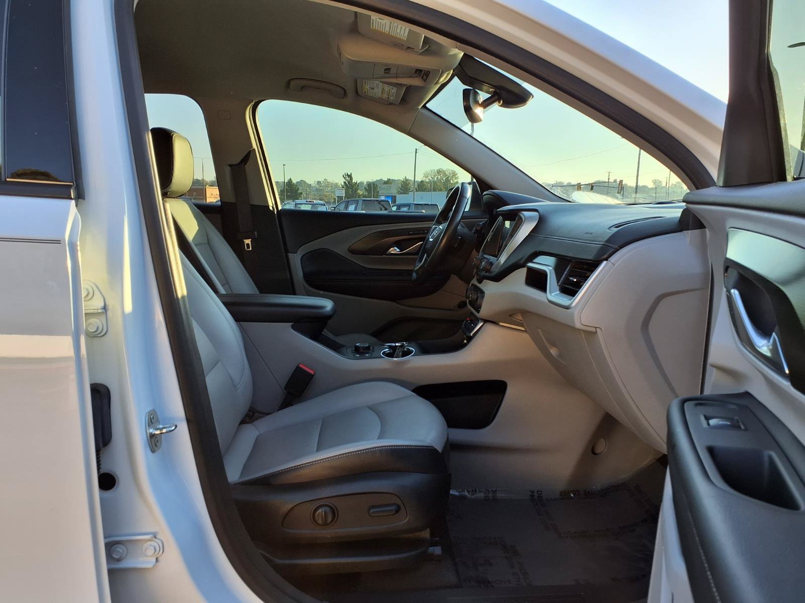 Used 2022 GMC Terrain SLT AWD/4WD image 28
