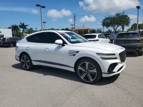Used 2025 Genesis GV80 3.5T e-SC AWD/4WD image 4