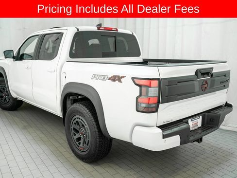 Certified 2025 Nissan Frontier PRO-4X w/ Pro Premium Package AWD/4WD image 3