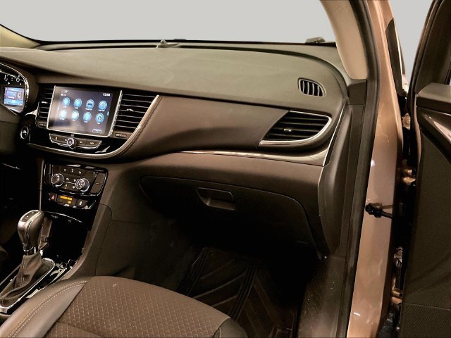 Used 2019 Buick Encore Sport Touring w/ Safety Package AWD/4WD image 15