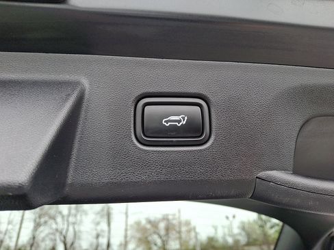 Used 2023 Hyundai Tucson Limited image 30