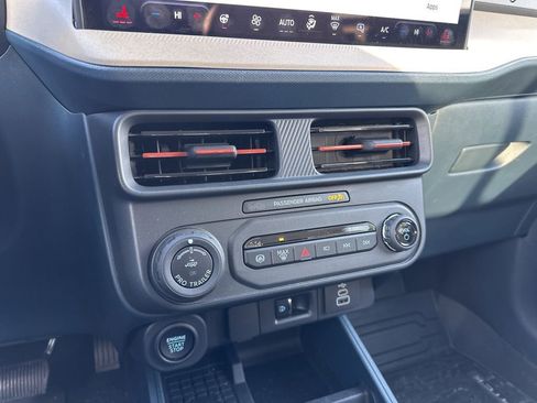 New 2025 Ford Maverick Lariat image 44