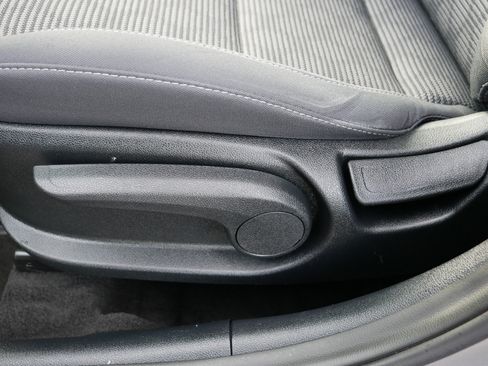 Certified 2022 Kia Niro LXS image 20