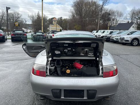 Used 2001 Porsche 911 Carrera 4 image 33