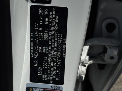 Used 2025 Kia K4 FWD image 29