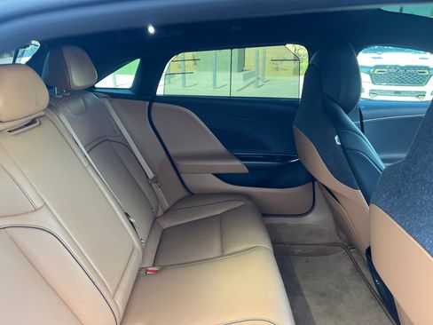 Used 2025 Lucid Air Touring AWD/4WD image 15