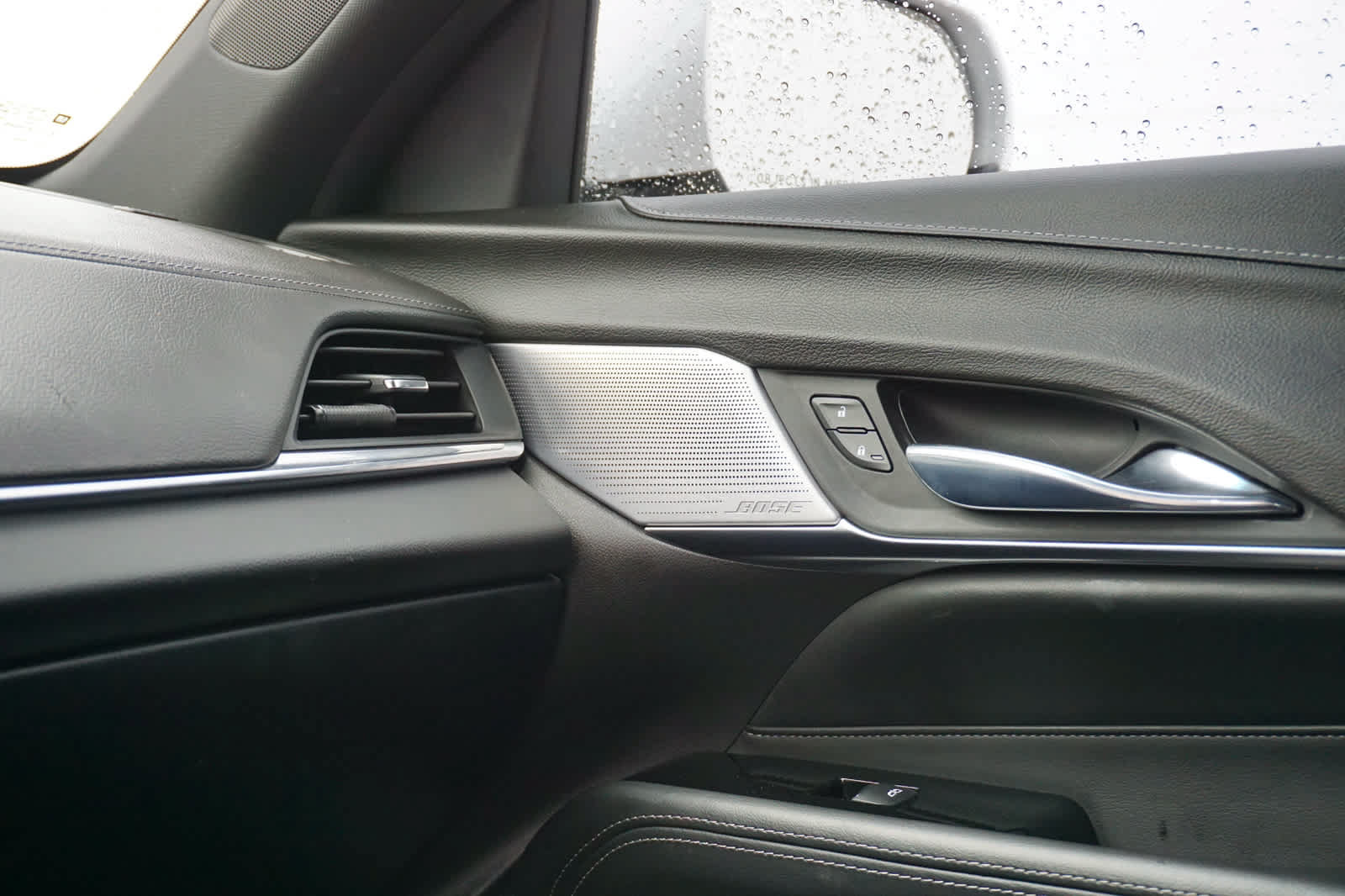 Used 2023 Cadillac CT4 Premium Luxury RWD image 27
