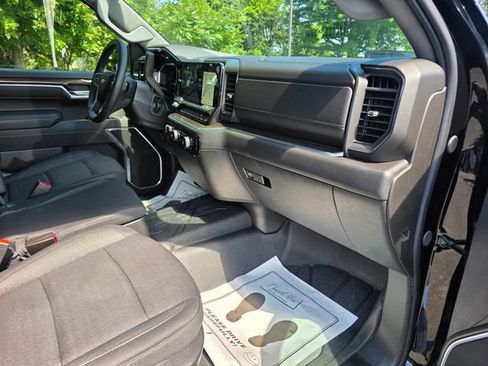 Used 2026 Chevrolet Silverado 1500 LT w/ LPO, Liner Protection Package AWD/4WD image 9