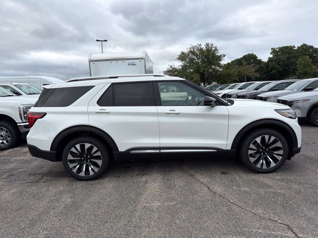 New 2027 Ford Explorer Platinum w/ LUX Leather Package AWD/4WD image 2