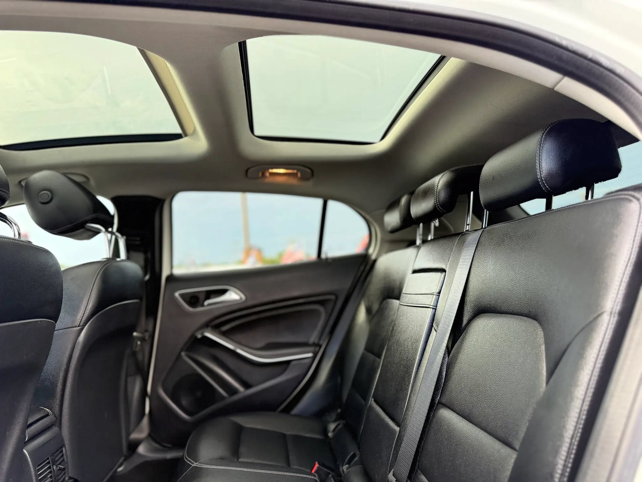 Used 2015 Mercedes-Benz GLA 250 image 22