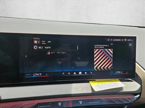 Certified 2025 BMW X3 xDrive30i w/ Premium Package image 12