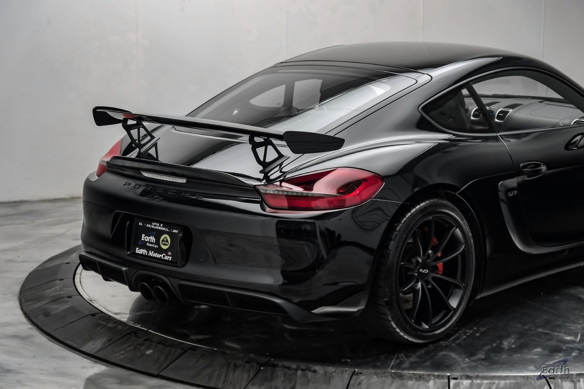 Used 2016 Porsche Cayman GT4 RWD image 21