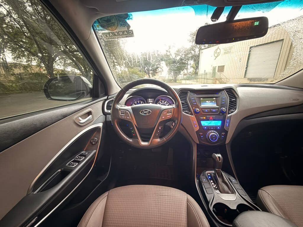 Used 2014 Hyundai Santa Fe GLS w/ Premium Package 05 FWD image 13