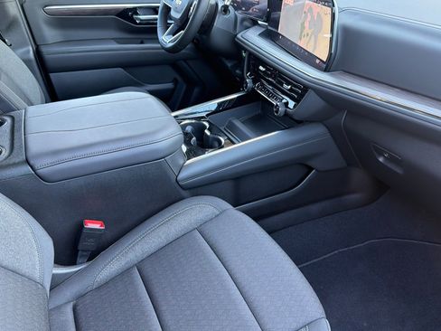 Used 2025 Chevrolet Suburban LS w/ Max Trailering Package image 14