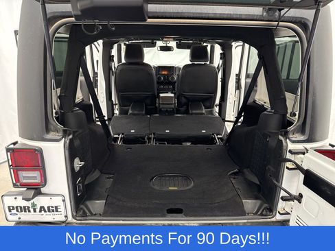 Used 2018 Jeep Wrangler Unlimited Sport image 45