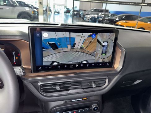 New 2026 Ford Bronco Sport Outer Banks w/ Outer Banks Tech Package+ AWD/4WD image 34