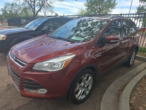 Used 2015 Ford Escape Titanium AWD/4WD image 3