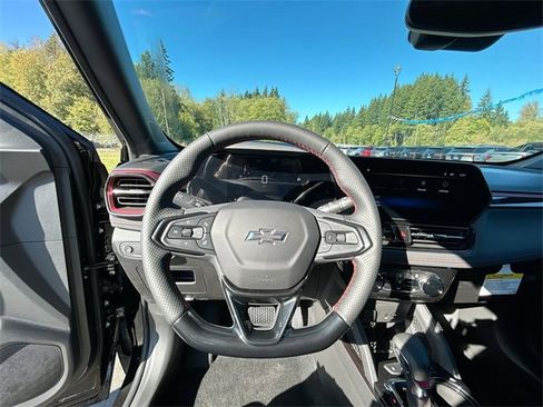 New 2025 Chevrolet TrailBlazer RS w/ Convenience Package image 10