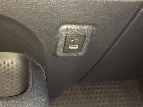 Used 2024 Toyota Corolla SE image 18