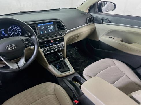 Used 2020 Hyundai Elantra Value Edition FWD image 21