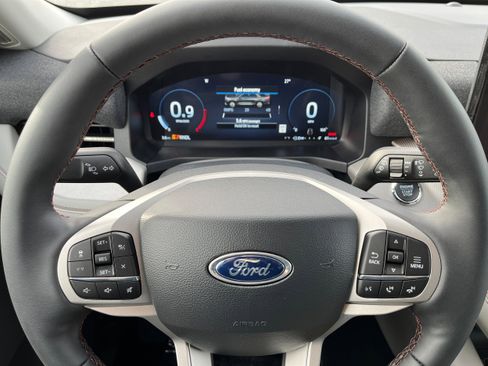 New 2026 Ford Explorer Active w/ Active Comfort Package image 20