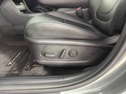 Used 2025 Hyundai Tucson SEL AWD/4WD image 12