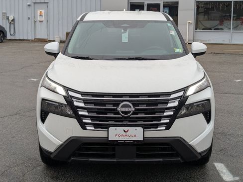 New 2026 Nissan Rogue SV image 2