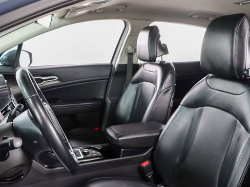 Used 2023 Kia Sportage EX FWD image 23