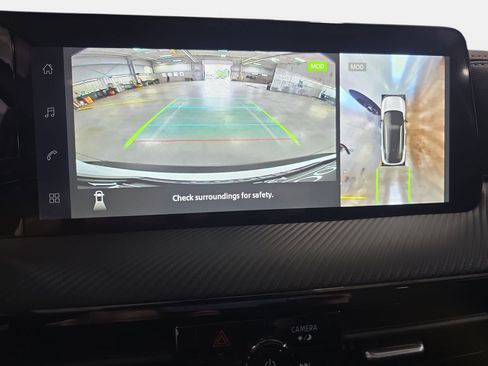 New 2026 Nissan Kicks SR w/ Cold Weather Package AWD/4WD image 23