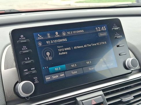 Used 2018 Honda Accord Sport image 17