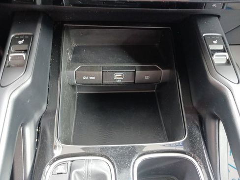 Used 2021 Kia Telluride S FWD image 39