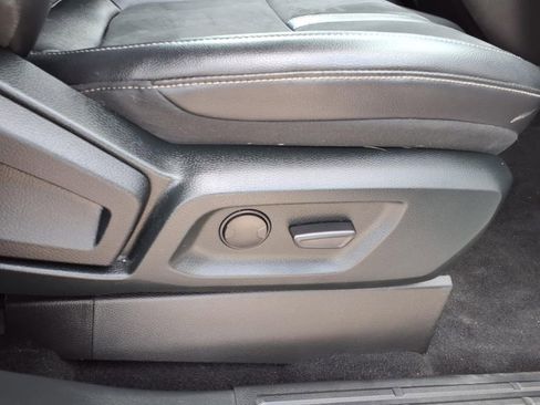 Used 2022 Ford Ranger Lariat w/ Tremor Off-Road Package image 14