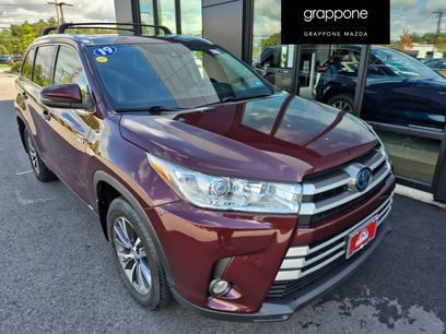 Used 2019 Toyota Highlander XLE