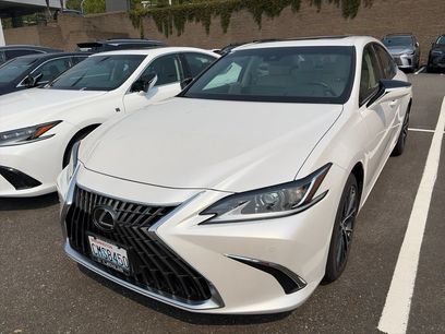 Certified 2024 Lexus ES 250 w/ Premium Package