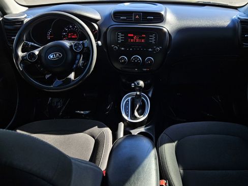 Used 2015 Kia Soul image 14