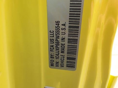 Used 2023 Jeep Wrangler Unlimited Sahara w/ Cold Weather Group image 30