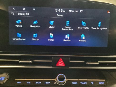 Used 2023 Hyundai Elantra SEL w/ Convenience Package FWD image 25