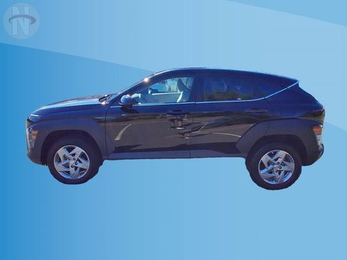 Used 2024 Hyundai Kona SE AWD/4WD image 5