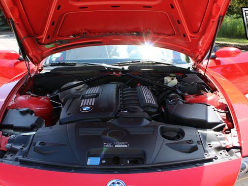 Used 2007 BMW Z4 3.0i image 12