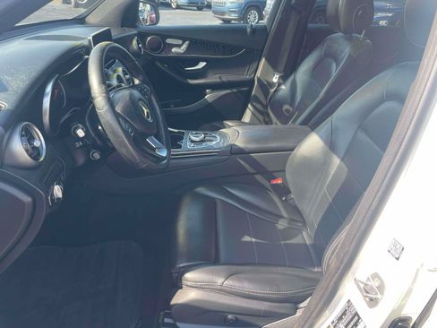 Used 2018 Mercedes-Benz GLC 300 4MATIC image 12