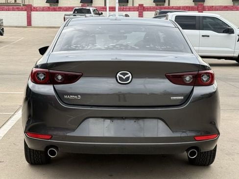 Used 2023 MAZDA MAZDA3 s FWD image 5