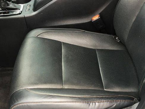 Used 2019 Toyota Highlander Limited image 11