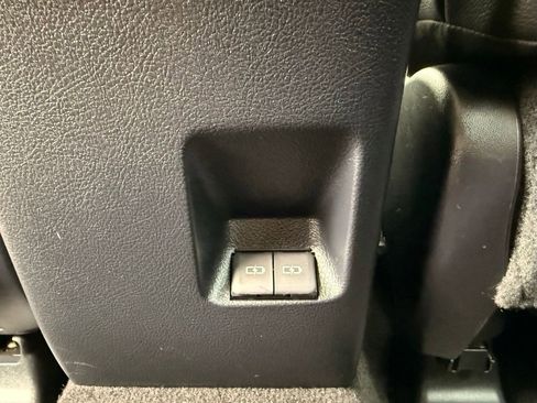 Used 2023 Toyota 4Runner Limited AWD/4WD image 26