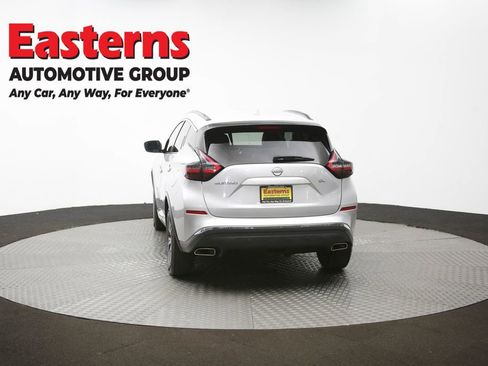 Used 2023 Nissan Murano SV image 37