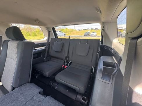 Used 2024 Toyota 4Runner SR5 image 15